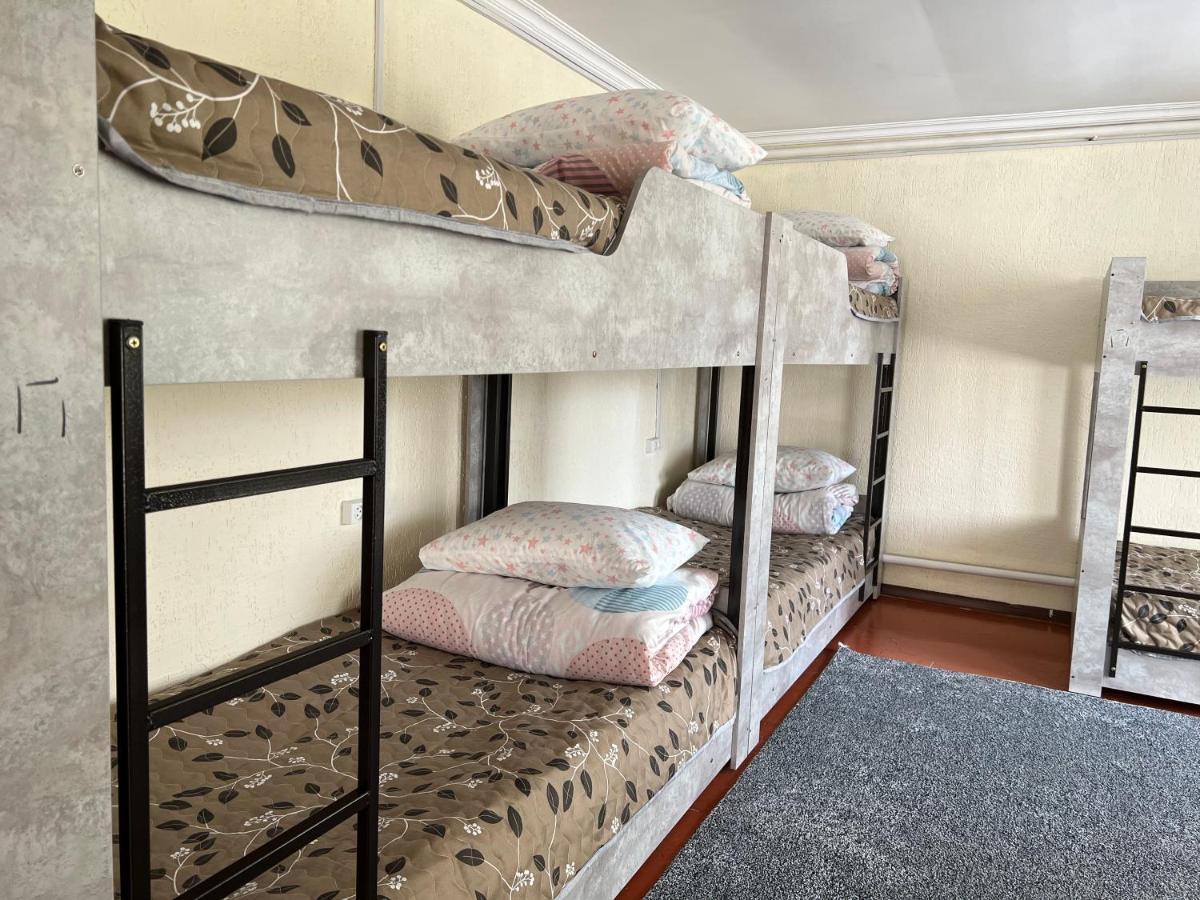 The Nest Hostel คาราโคล ภายนอก รูปภาพ