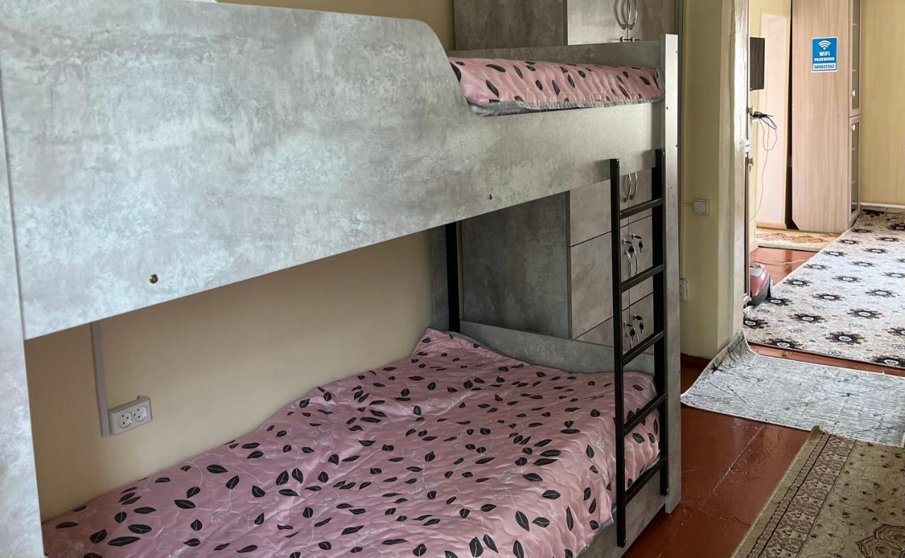 The Nest Hostel คาราโคล ภายนอก รูปภาพ